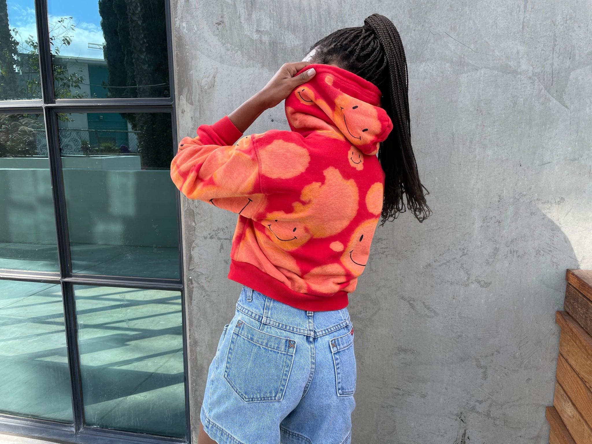 1/1 RED N YELLOW CROPPED SMILEY HOODIE