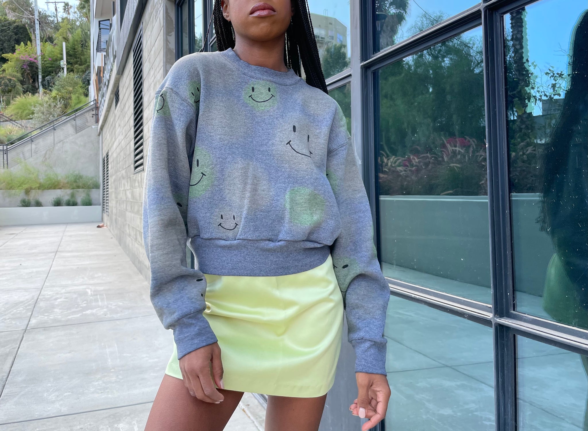 1/1 GRAY N EMERALD CROPPED SMILEY CREW