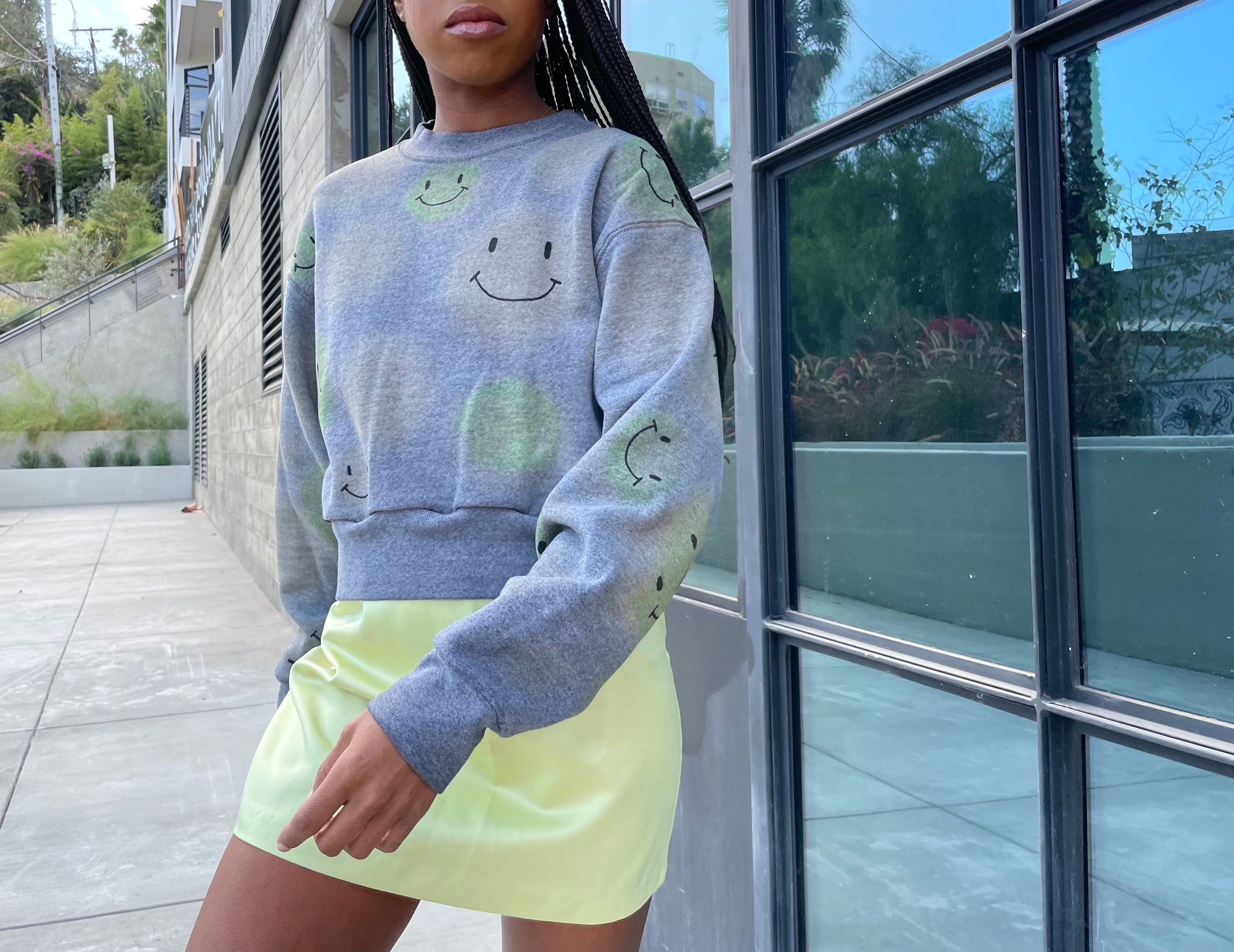 1/1 GRAY N EMERALD CROPPED SMILEY CREW
