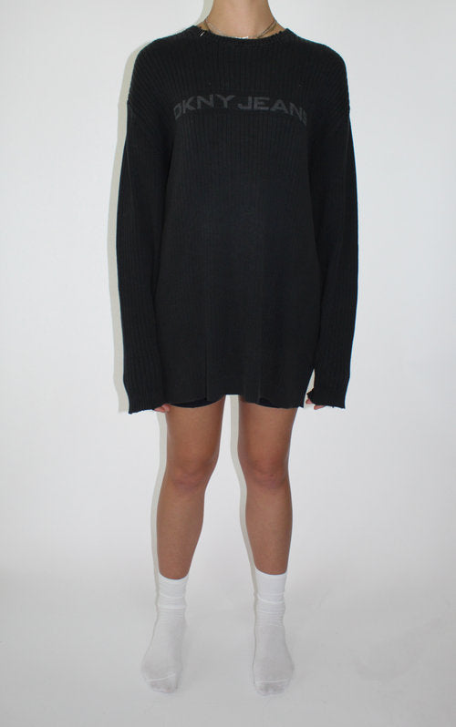 1/1 DKNY DISTRESSED RIBBED SWEATER